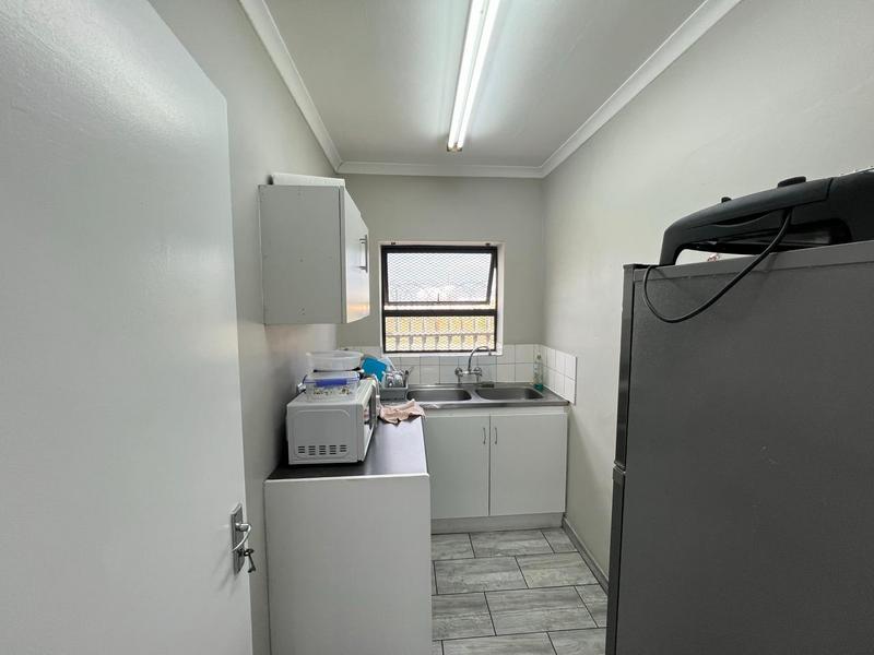 To Let Commercial Property for Rent in Neave Industrial Eastern Cape